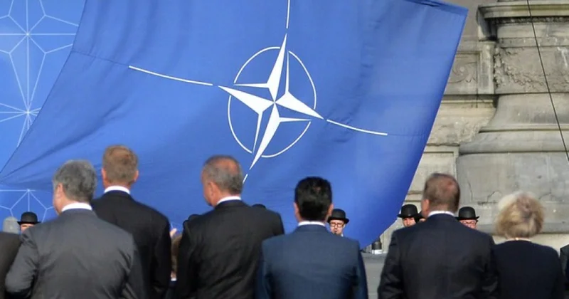 “Spiegel”: Almaniya 1990 cı illərdə Rusiyanın NATO ya daxil olmasına qarşı çıxıb