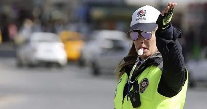 Polis əməkdaşlarına 1 milyon manatdan çox kompensasiya ödənildi Prezidenlərin səfərinə görə