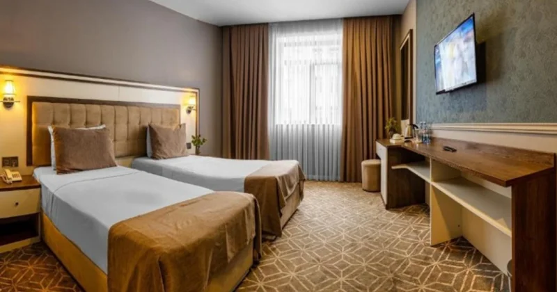 Hotellər booking ə qarşı: Narazılıq pik həddə çatıb