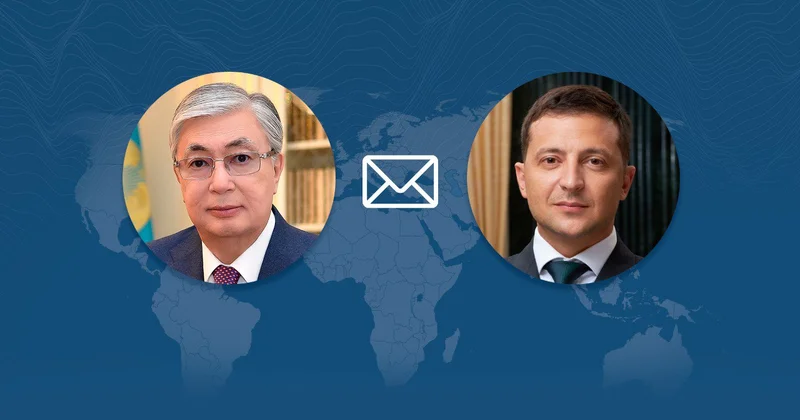Tokayev Zelenskini TƏBRİK ETDİ