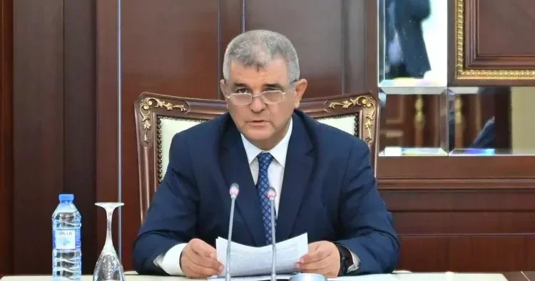 “Türk xalqları arasında ünsiyyət ana dillərində aparılmalıdır” Fazil Mustafa