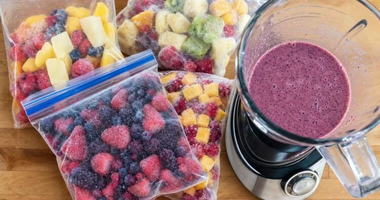 Smoothie üçün ən yaxşı dondurulmuş meyvə qarışıqları seçildi