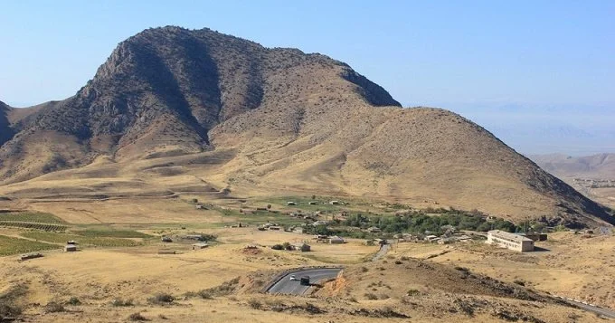 Paşinyan üçünü təsdiqlədi, birinin adını çəkmədi “Ermənistan əraziləri deyil”