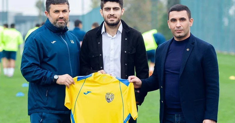 Çempiondan “Kəpəz”ə ziyarət