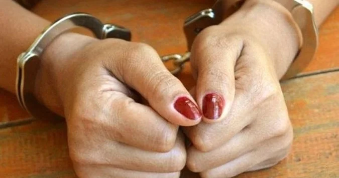 Arvadı intihar deyirdi: Ərini özü öldürübmüş