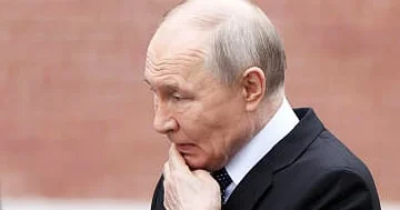 CNN: Putin “qara avqust”u gizlətməyə çalışır...