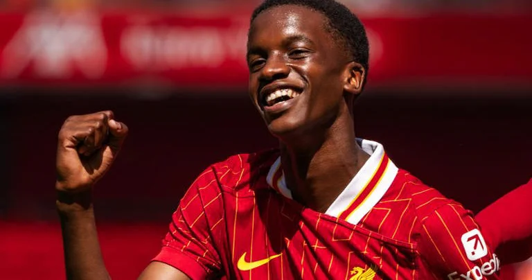 “Liverpul”da 3 illik müqavilə