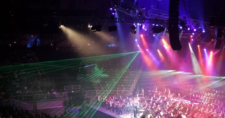 Dünya ulduzları konsertlərinə milyonlar xərcləyir