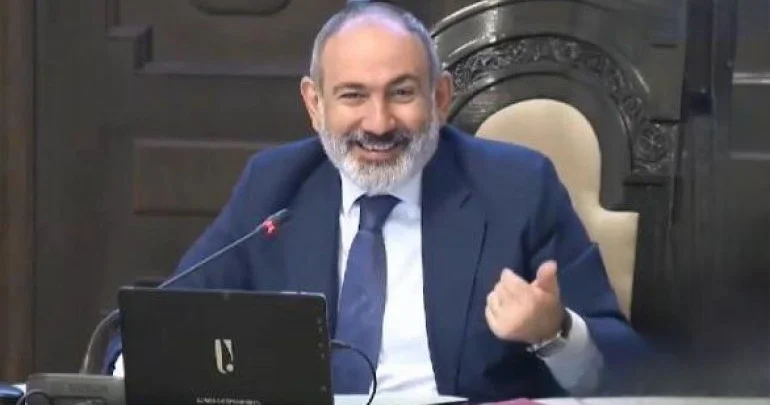Paşinyan “Tramp marşrutu”nda xarici hərbi mövcudluqdan danışdı