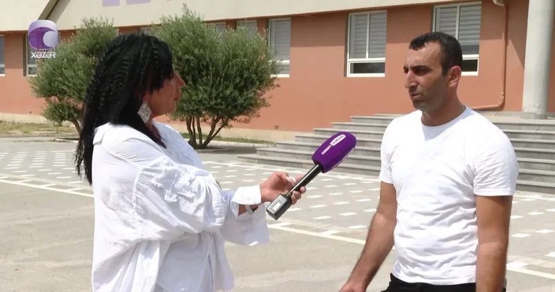 Xəbər vermədən övladını sinifdə saxladılar VİDEO