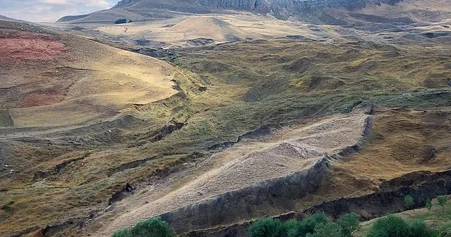 Nuhun gəmisi tapılıb?