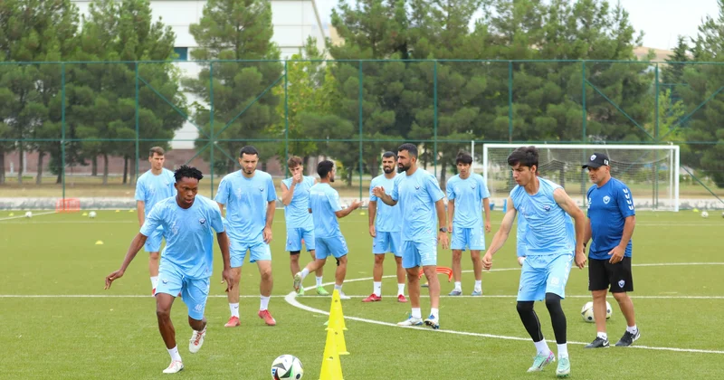 İstənilən rəqiblə görüşdə hədəfimiz yalnız qələbə olacaq Füzuli Məmmədov