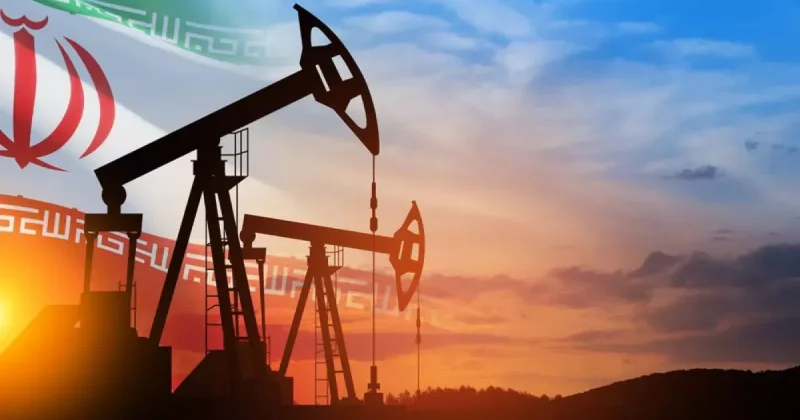 Цены на нефть снизились более чем на доллар