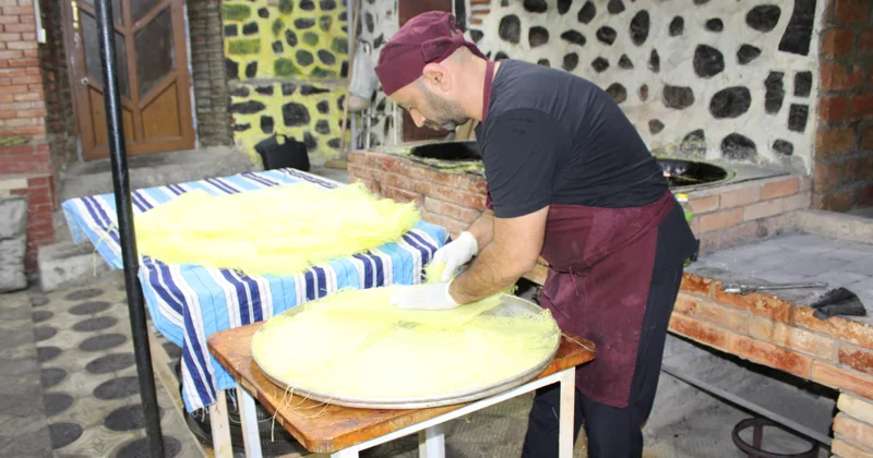 Baba sənətinin layiqli davamçısı halvaçı Əfülfəz Nadiroğlu