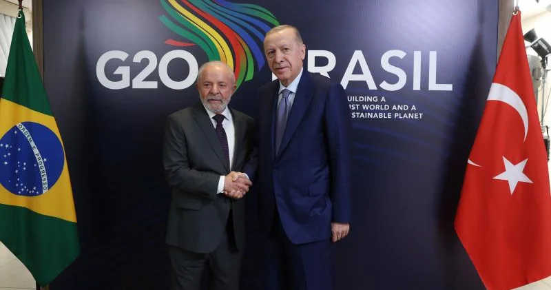 Ərdoğan Braziliya Prezidenti Lula da Silva ilə telefonla danışıb