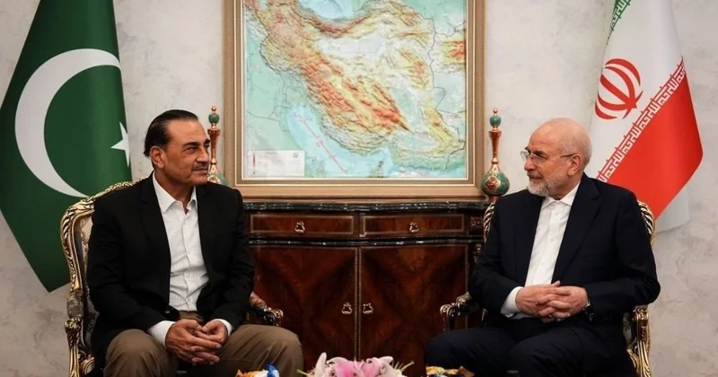 Pakistan ordusunun komandanı İran İslam Şurası Məclisinin sədri ilə görüşüb