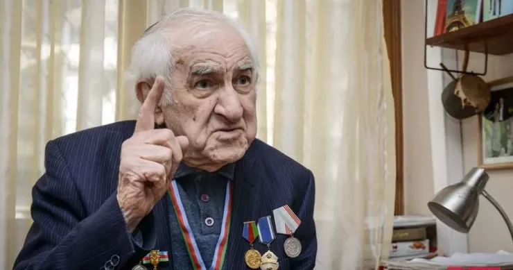 Tofiq Bakıxanov kimdir? Üzeyir Hacıbəyovun konservatoriyaya imtahansız qəbul etdiyi bəstəkar