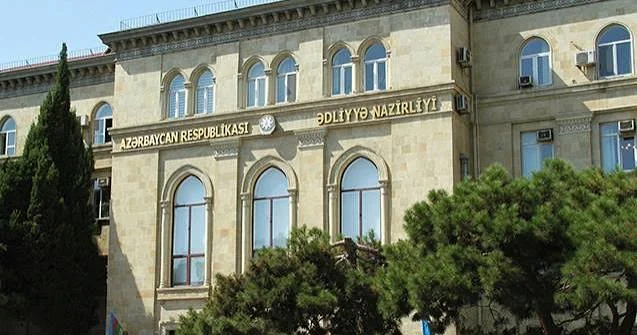 Ədliyyə Nazirliyi lisenziya alışını həyata keçirir