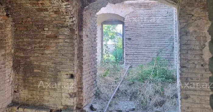 Xaçmazda tarixi alban kilsəsi dağılır Video
