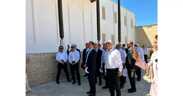 Azərbaycan nümayəndə heyəti Buxarada tarixi Ark qalasını ziyarət etdi FOTOLENT VİDEO