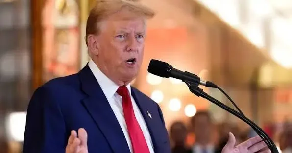Trampın çıxışından narazılıq etdilər
