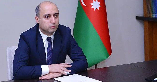 Universitetlərə qəbul iki dəfə ARTIRILIB