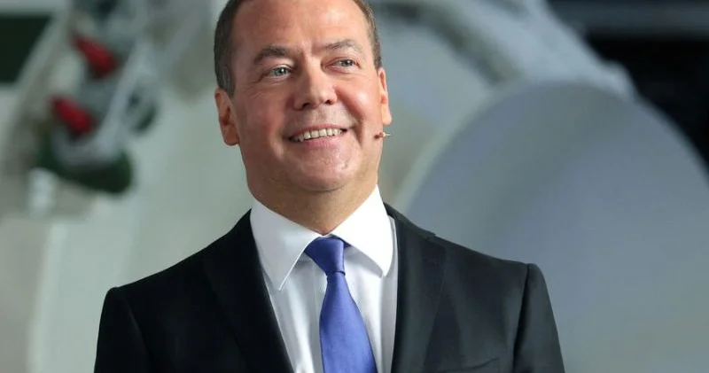 Medvedev Trampı ələ saldı