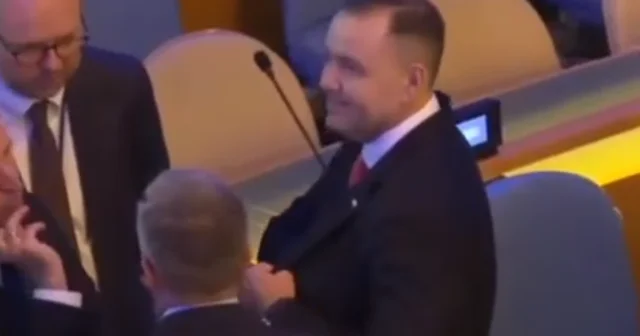 Navroçki BMT sessiyasında “snus” istifadə etməkdə ittiham olunur VİDEO