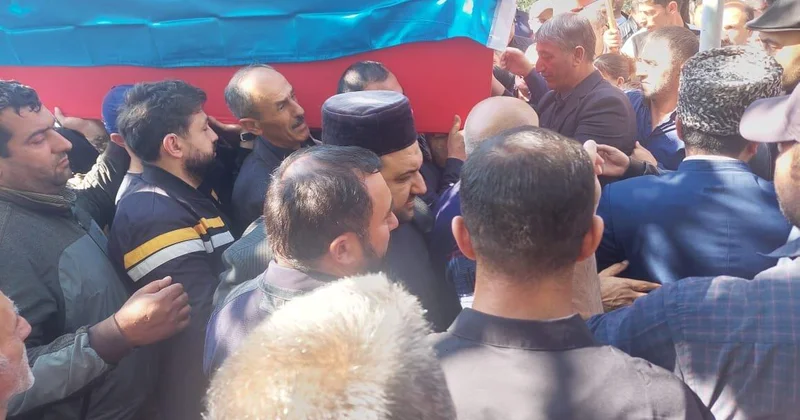 Kəşfiyyatçı Səyyaf Əhmədovla vida mərasimi keçirilir