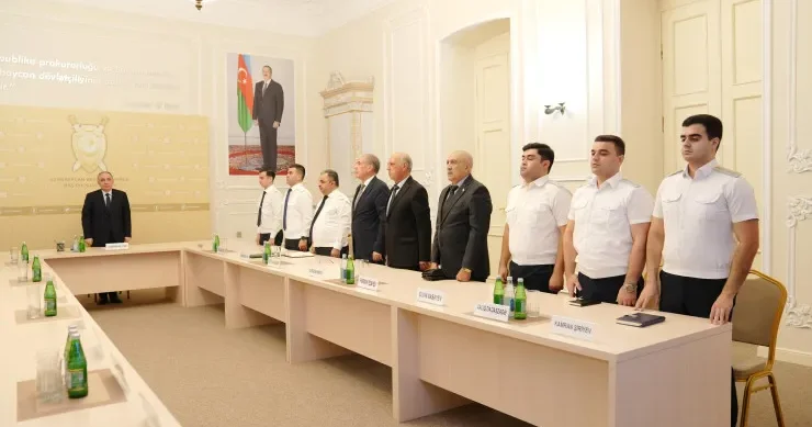 Kamran Əliyev şəhid prokurorların ailələri və veteranlarla görüşdü FOTO