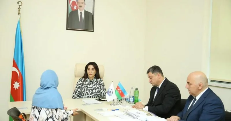 Səbinə Əliyeva Lənkəranda vətəndaşları qəbul edib