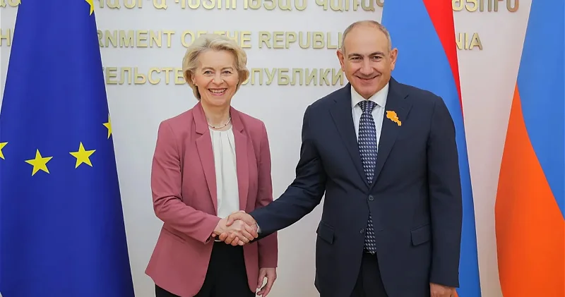 Урсула фон дер Ляйен пообещала Пашиняну содействие ЕС