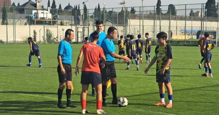 Kəpəz in U 14 komandası U 17 millimizə qalib gəldi