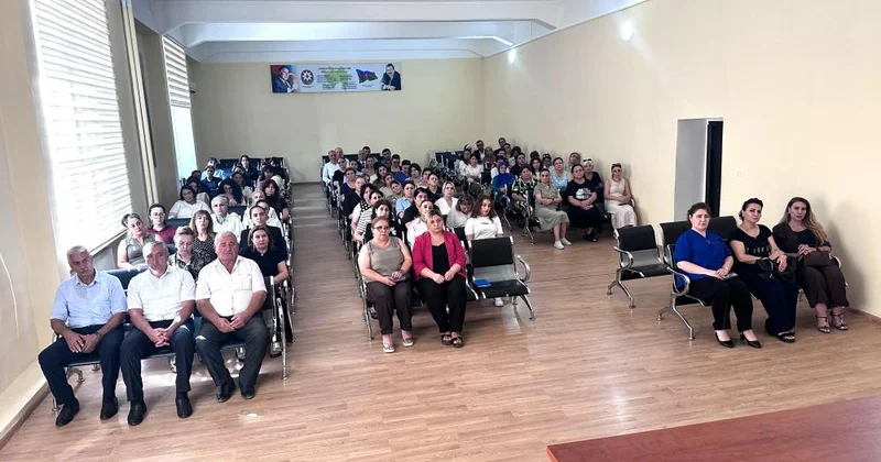 “Xalqa layiqli xidmət” mövzusunda YAP fəalları ilə maarifləndirici görüş keçirilib