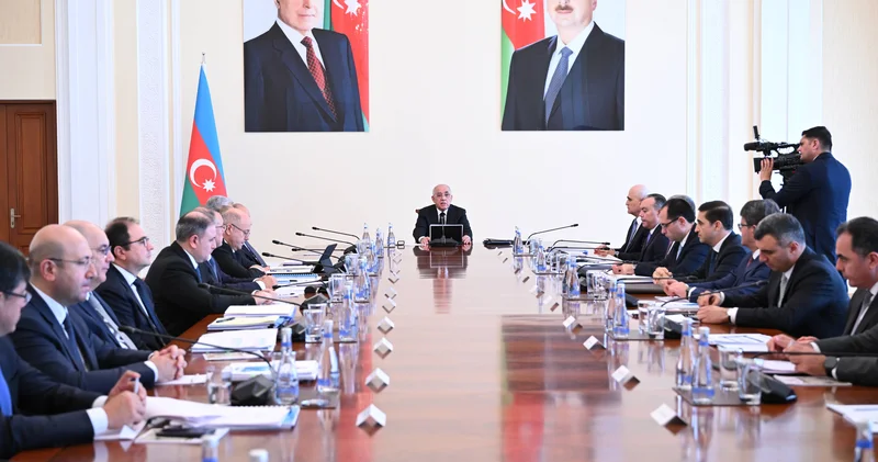Nazirlər Kabinetində 2027 ci ilin dövlət büdcəsi müzakirə edildi FOTO