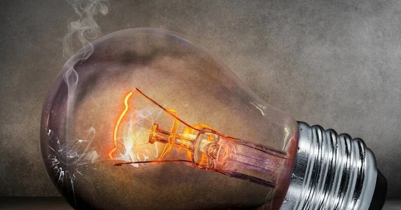 Rumıniyada elektrik enerjisinin qiyməti Avropada ən yüksək göstəricilərdən birinə çatıb