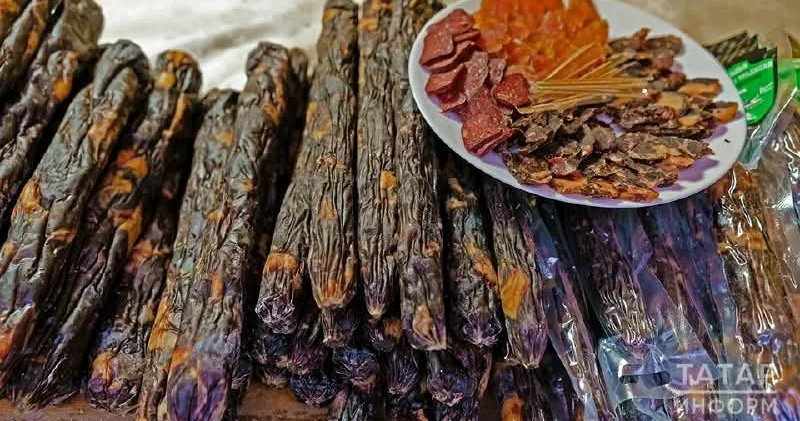 At əti təqdim edən restorana qarşı etirazlar başladı KONKRET
