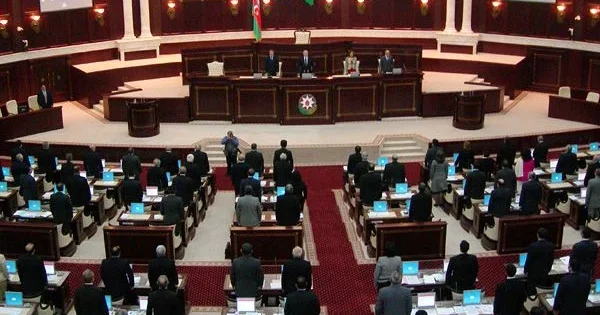Prezident qanunu imzalamadı, MM ə qaytardı Səbəb