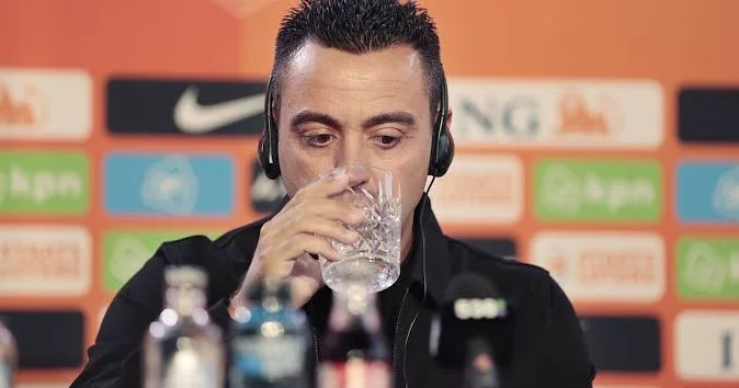Qullit: Xavi Niderland millisini köklərinə qaytarmaq üçün gəlib