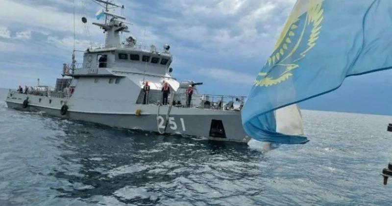 Казахстанских военных унесло в море: много жертв