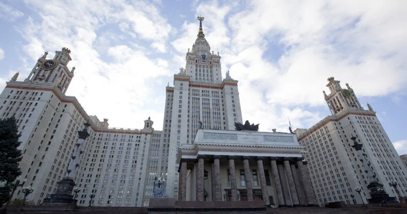 Массовая эвакуация московских вузов видео