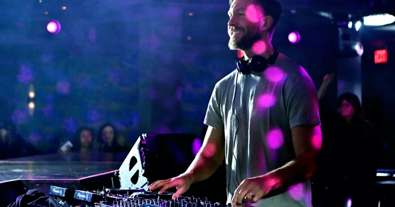 Məşhur DJ Calvin Harris bu gün Bakıda səhnəyə çıxacaq