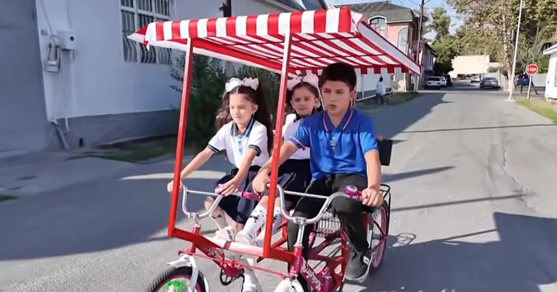 Dayısı qızları ilə məktəbə belə gedib gəlir Video