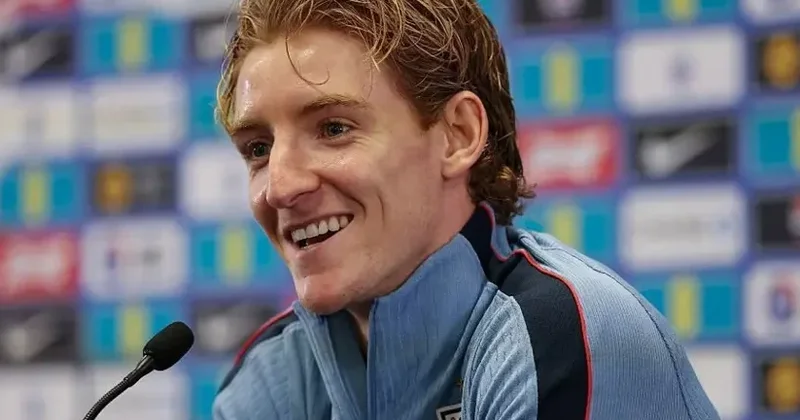 Qordon: “İngiltərə millisi İspaniyanın yerişini yeriməməlidir”