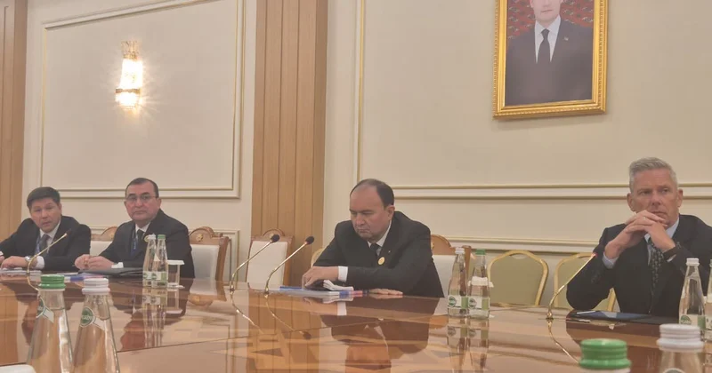 В Туркменистане продолжается модернизация нефтяной отрасли Туркменнебит