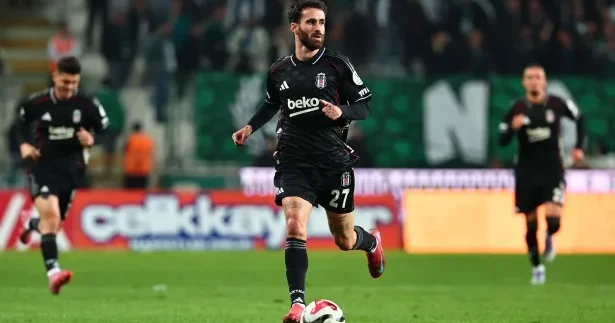 “Beşiktaş” Rafa Silvanın zədələnməsi ilə bağlı açıqlama yayıb