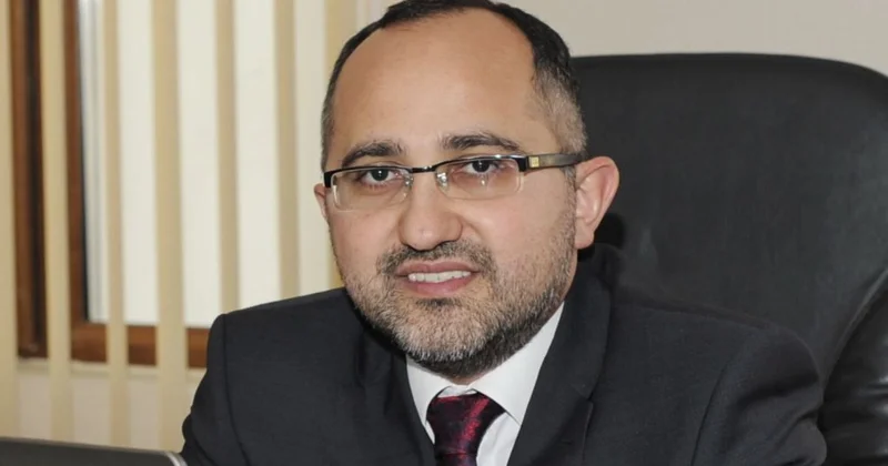 Neft hasilatı azalır, manatın məzənnəsi... Əkrəm Həsənov