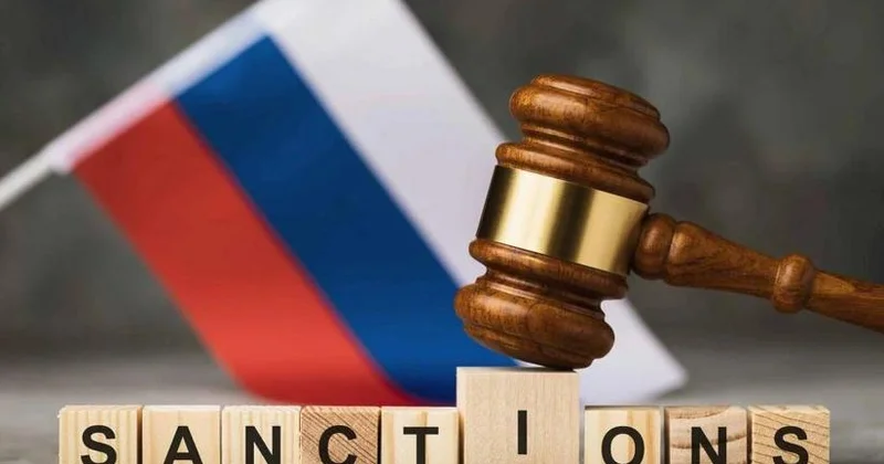Niderland Aİ ni Lukoil və Rosneft ə qarşı sanksiyaların tətbiqinə çağırıb