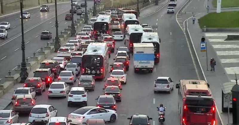 Hazırda 21 yolda tıxac var