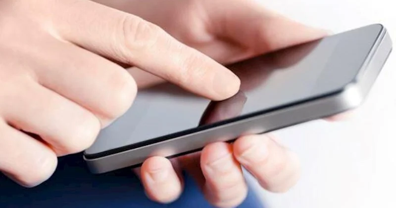 Telefon zəngi ilə kartınızdan pul oğurlana bilər? AÇIQLAMA